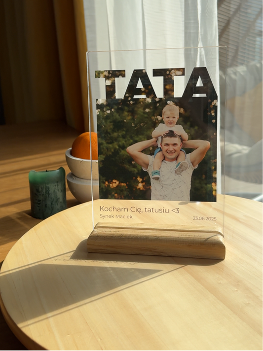 Personalizowana Tabliczka "TATA – z miłością w kadrze"